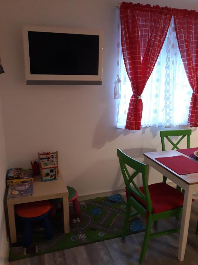Tri Srece Apartment Ogulin Exterior foto